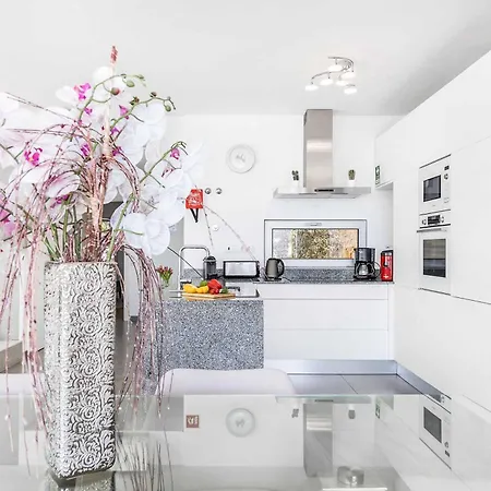 Jasmin Design 알부페이라